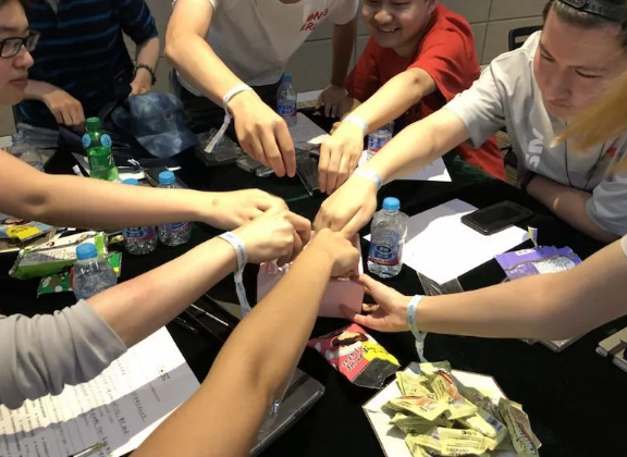 “倾听、交流、分享”2018鸿运国际学院夏季校友会(图11)